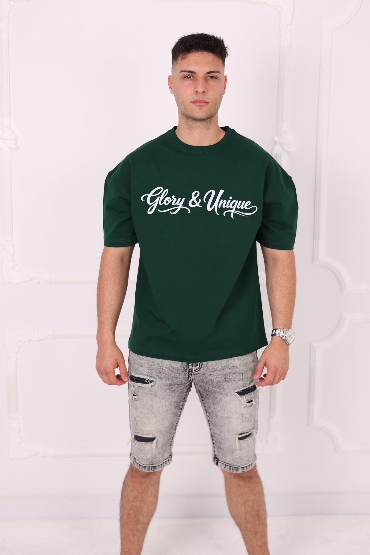 Oversized тениска или regular fit: кое да избереш? | Glory & Unique